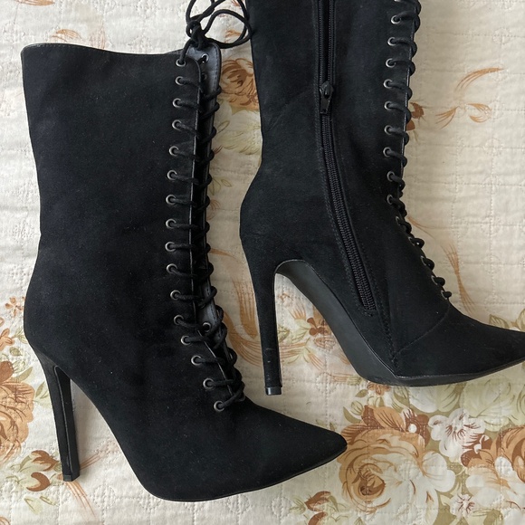 Black lace booties - Picture 1 of 2